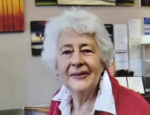 Deslei Barbara O'Neil