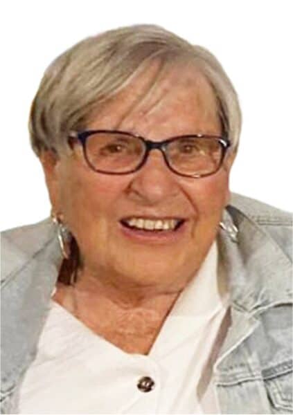 Glenis Cross