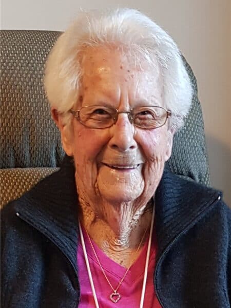 Elizabeth (Betty) Richdale